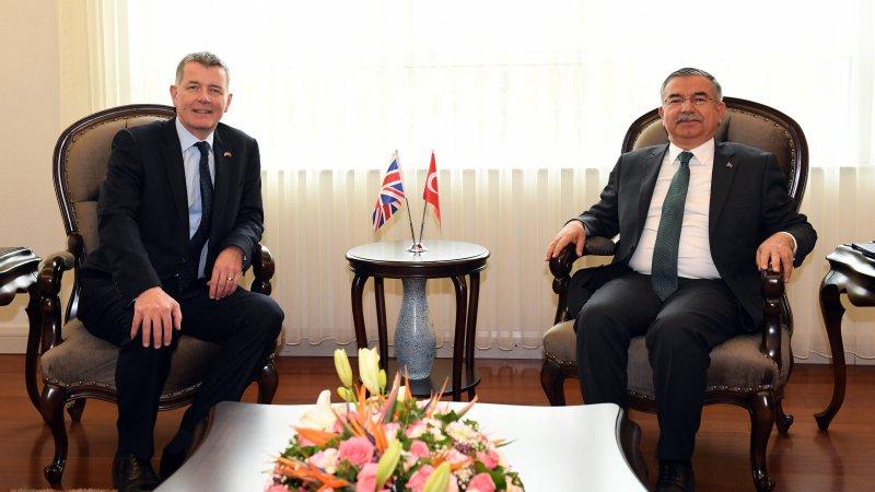 Bakan Yılmaz, İngiltere Büyükelçisi Moore´u kabul etti